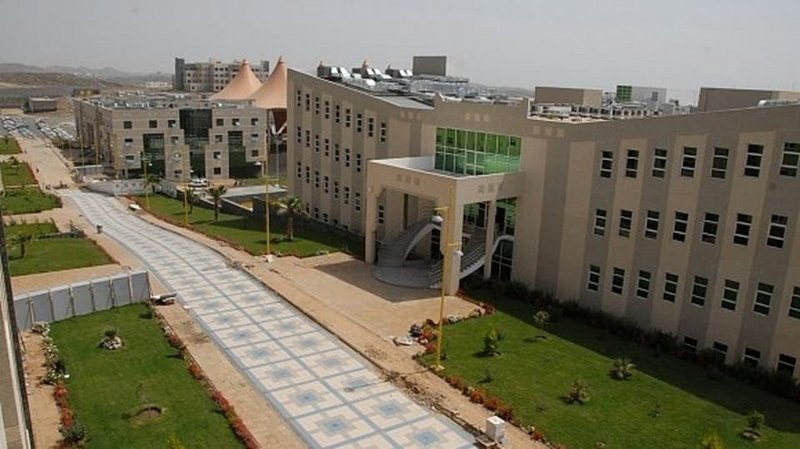 جامعة الملك خالد تعلن عن وظائف إدارية وتعليمية