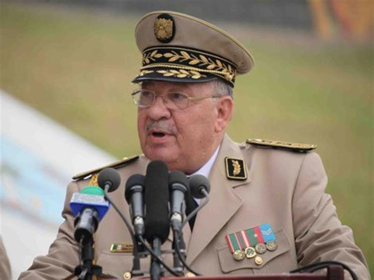الجيش الجزائري يؤكد دعمه للرئيس الجديد