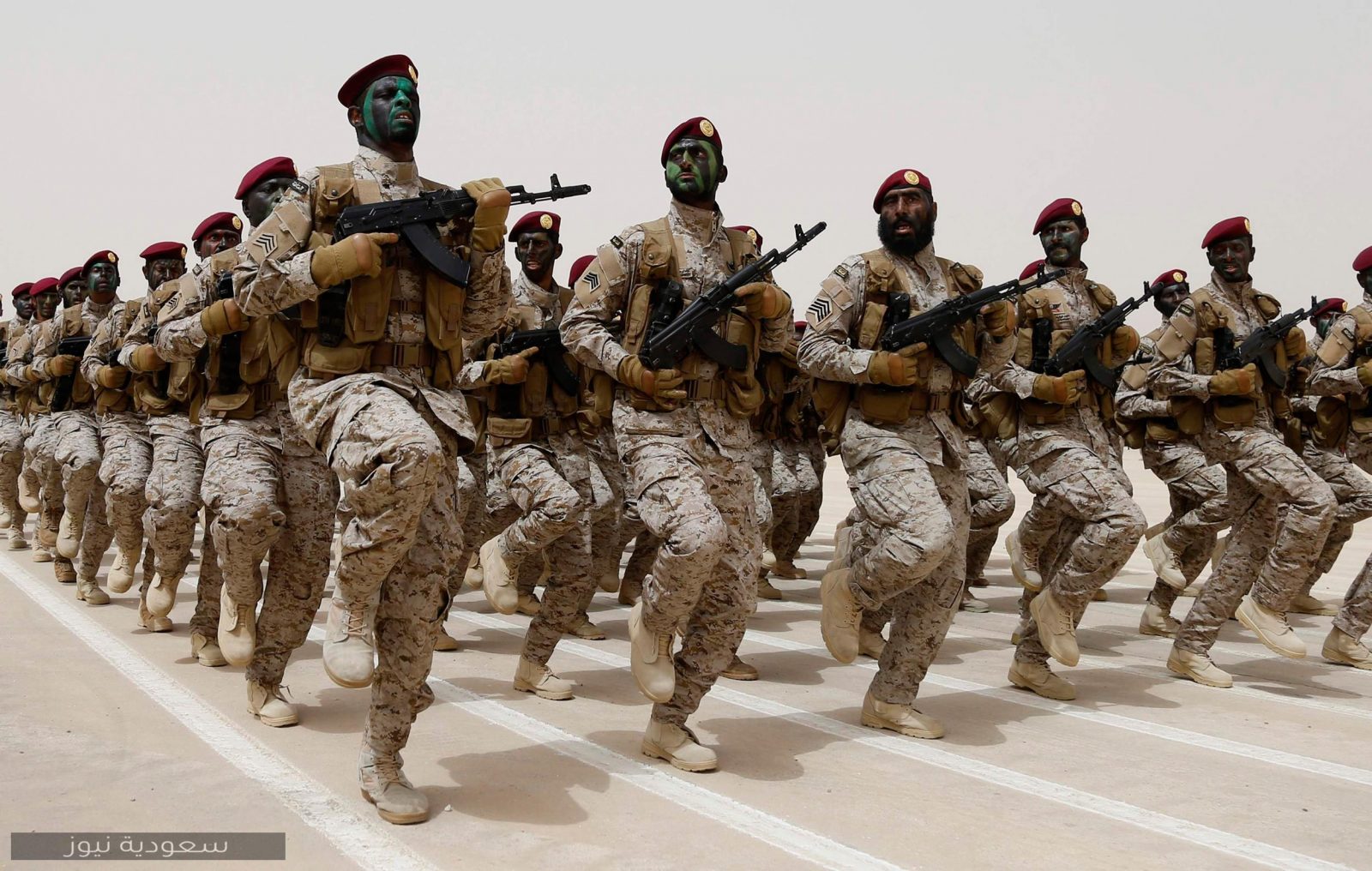 القوات البرية السعودية تعلن عن وظائف في 5 مجالات.. اعرف طريقة التقديم