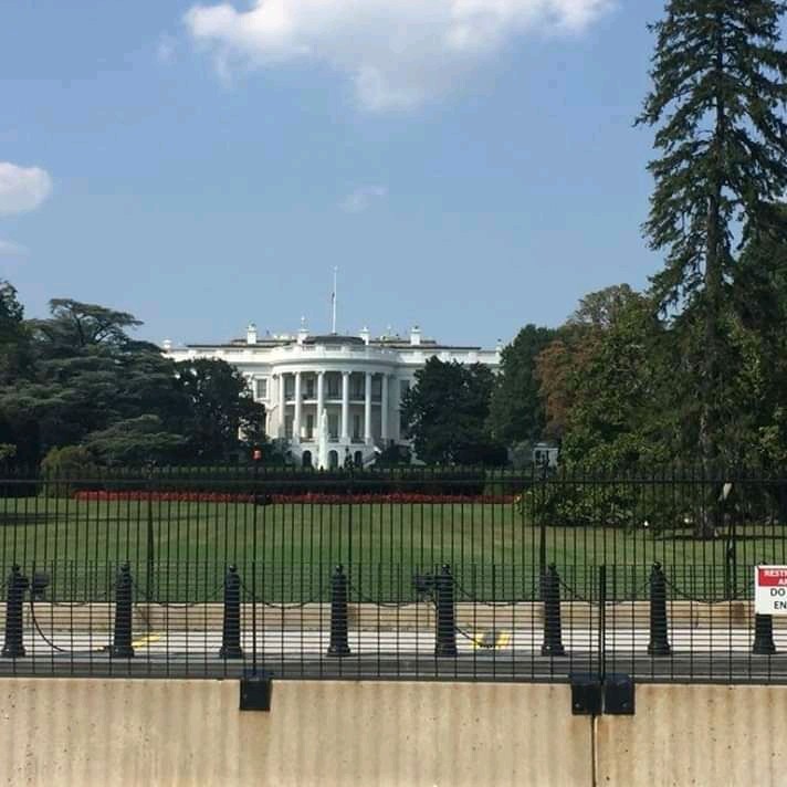 عدد غرف البيت الأبيض وباقي تفاصيل المبنى