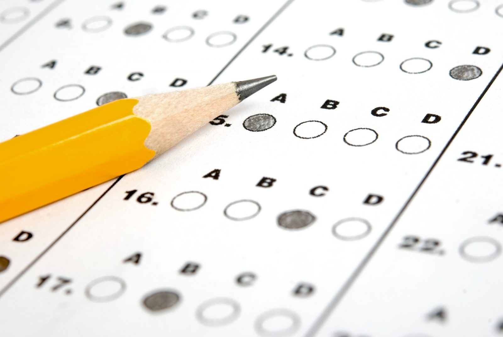 مواعيد التسجيل في الاختبار التحصيلي 1442 وطبيعة الأسئلة لطلاب الصف الثالث الثانوي