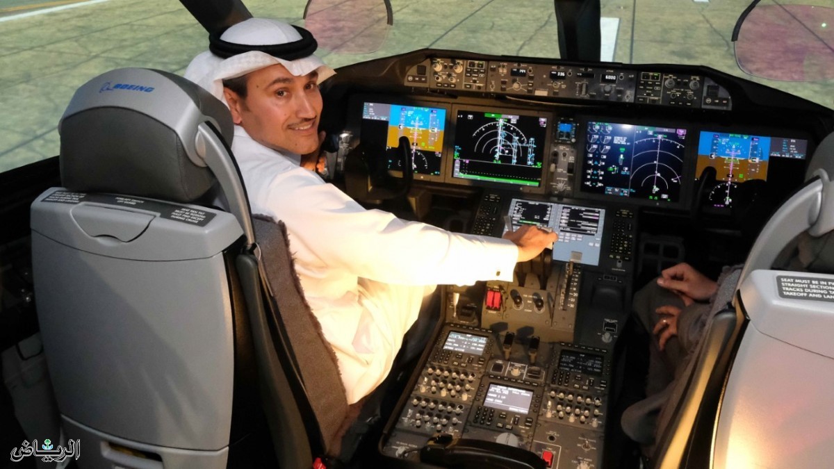راتب الطيار السعودي