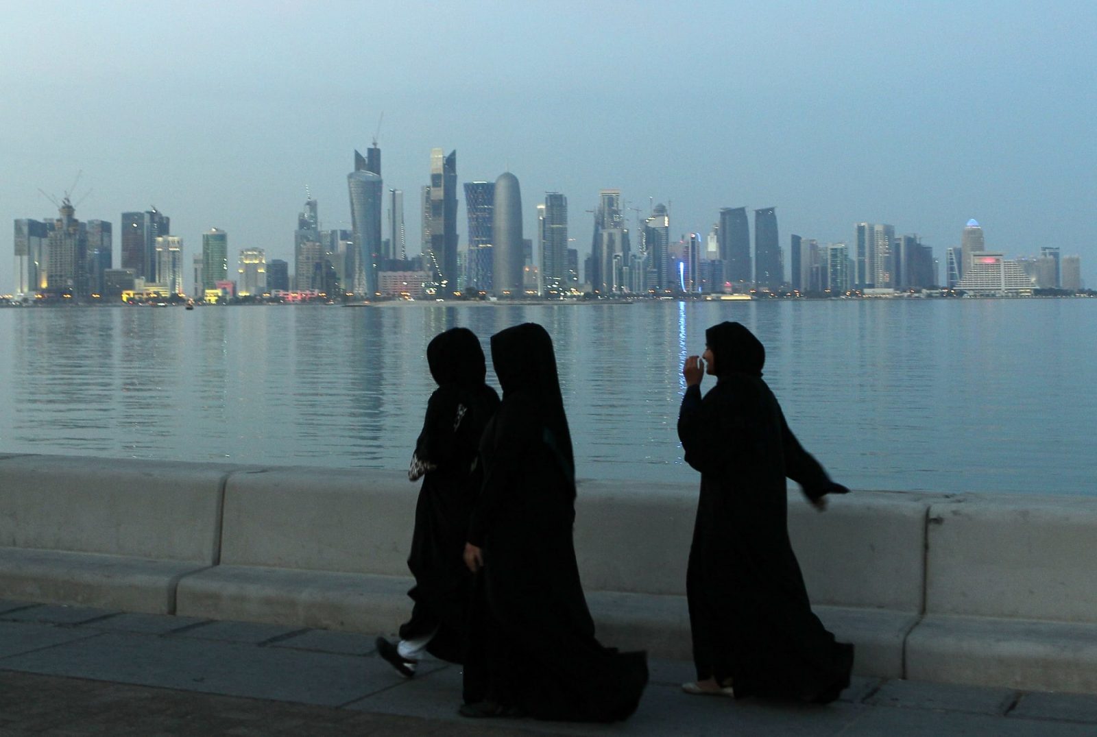 عدد سكان قطر الأصليين 