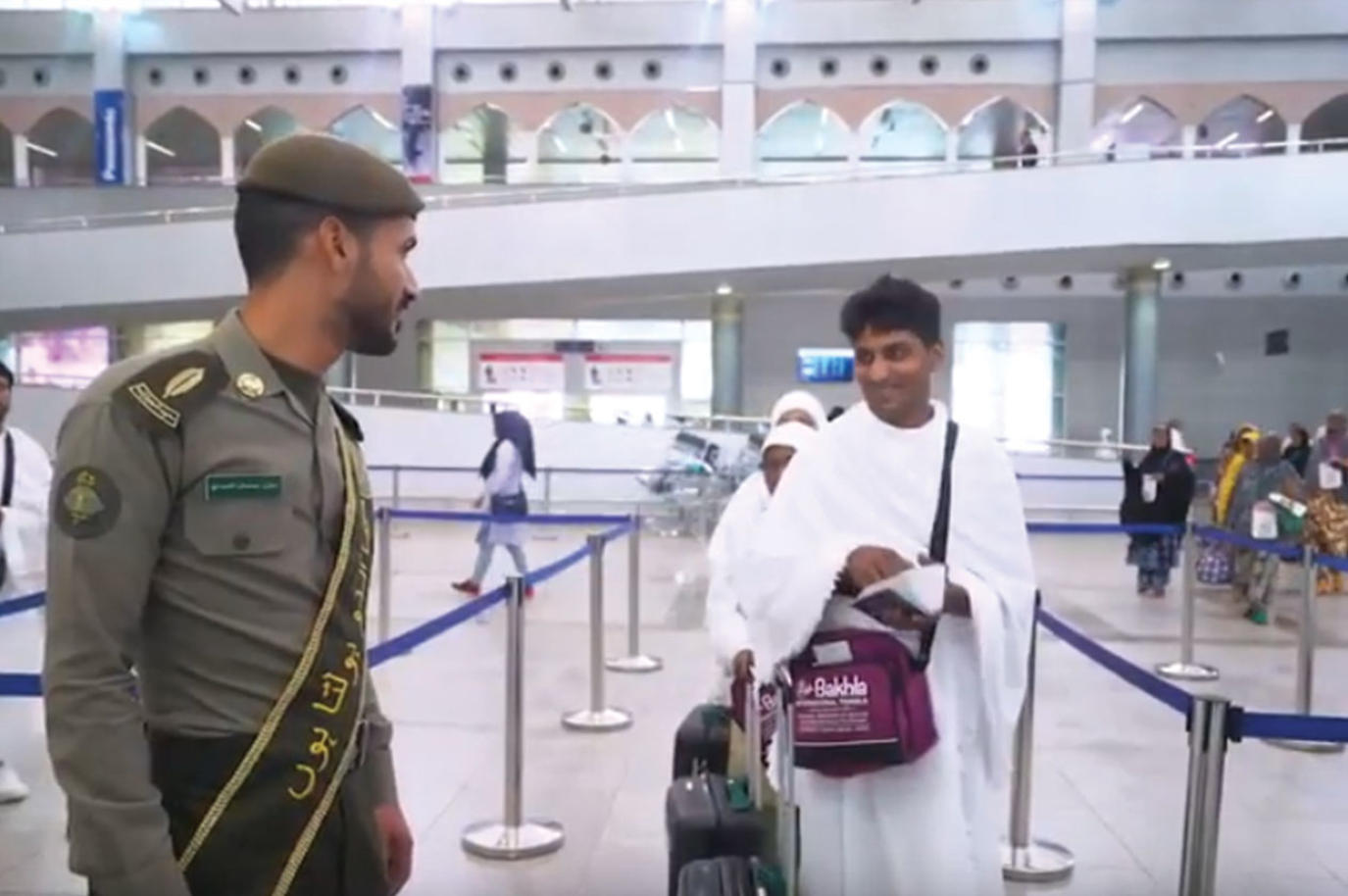 كيفية تسديد مبلغ تأشيرة زيارة في السعودية عن طريق إنجاز؟