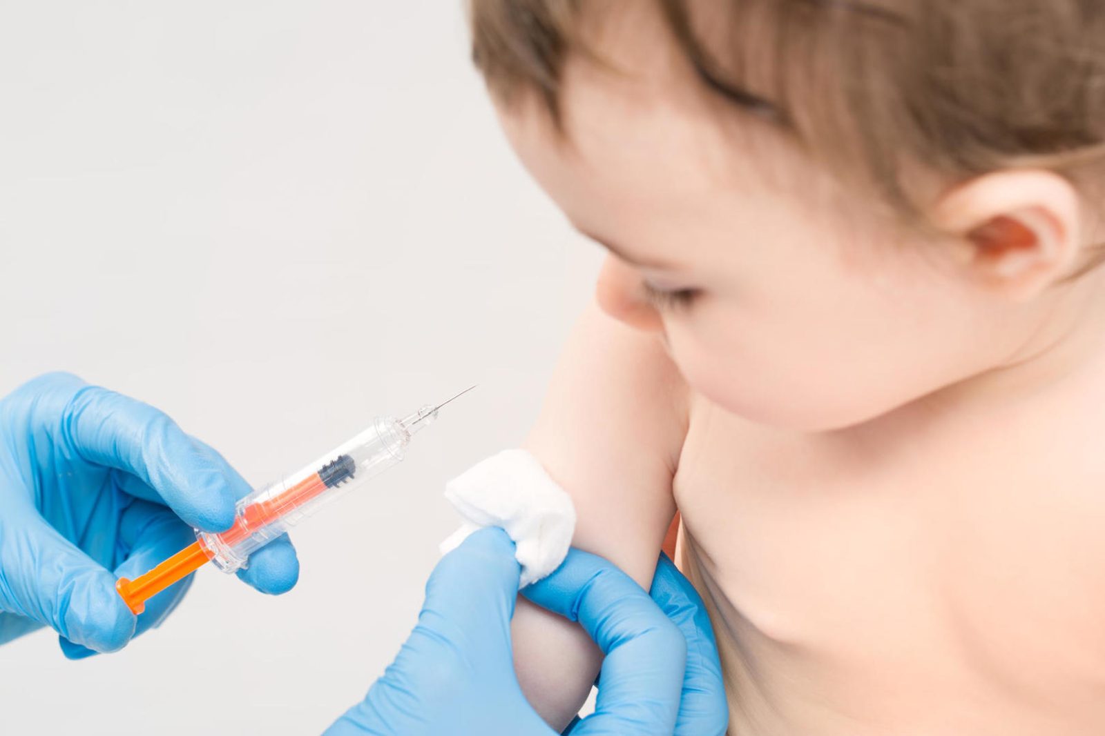 موعد لتطعيم الأطفال من تطبيق موعد