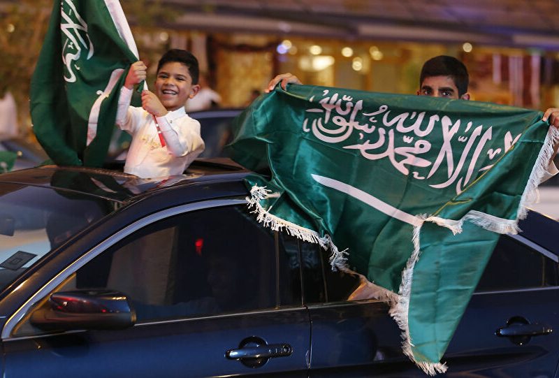 عروض خرافية للمطاعم بيوم التأسيس في المملكة العربية السعودية