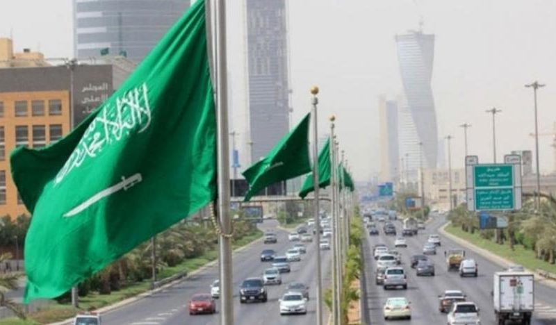 عقوبات صارمة من الداخلية السعودية حول مخالفة تعليمات العزل الصحي.. أبرزها الإبعاد عن المملكة