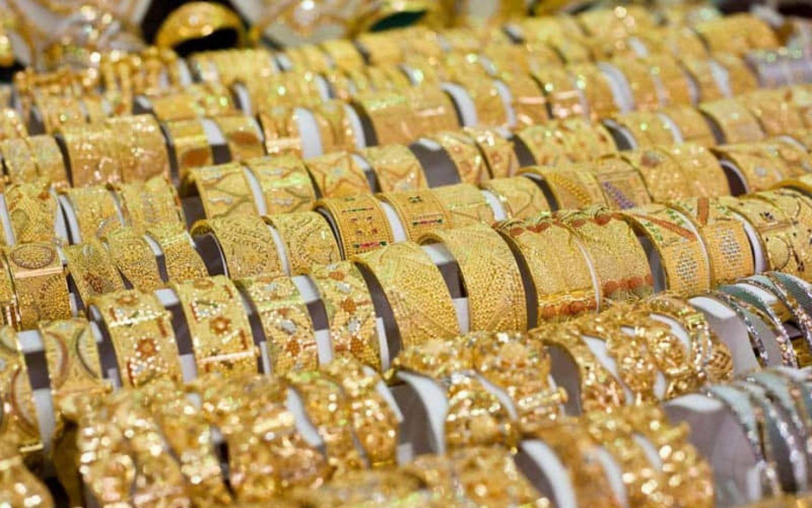 فرصة جديدة.. تراجع أسعار الذهب اليوم الإثنين 25 أبريل وعيار 21 يحقق رقمًا قياسيًا