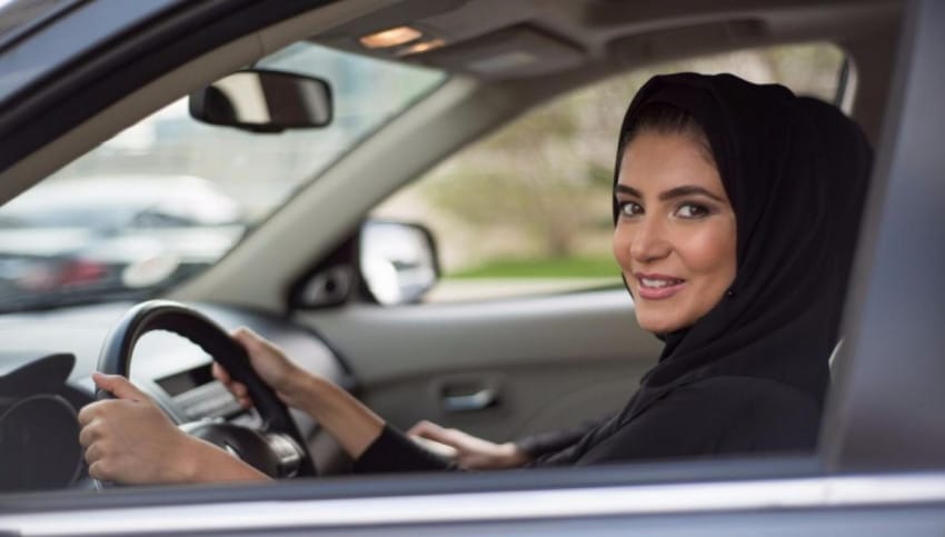 كيفية استخراج رخصة قيادة للنساء السعوديات 1444