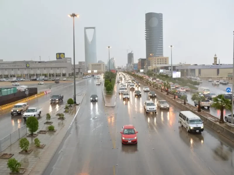 السعودية تعلن قرارا عاجلا بشأن الدراسة.. بسبب الطقس السيء